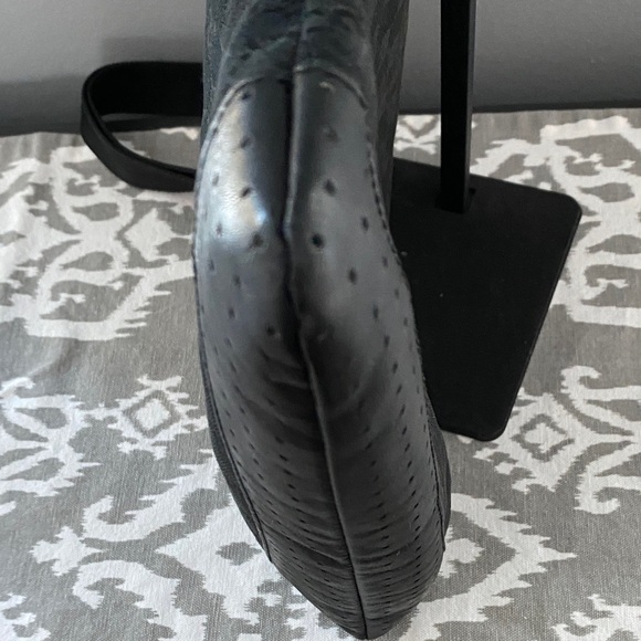 Gucci GG Black Canvas Messenger/Crossbody Bag with Dust Bag - Picture 10 of 13